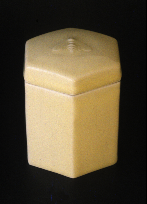 08 bee jar